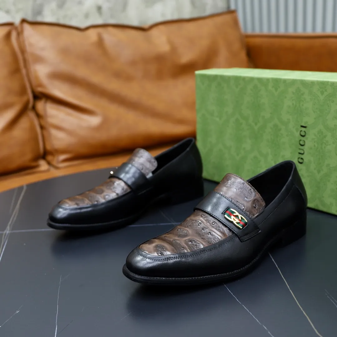 Men's shoes: 250🙅‍♂️🙅‍♂️🙅‍♂️Niuli Brand: GUCCI Size: 38-44 (45 can be customized) Level: Counter classic Material: Original soft cowhide upper Comfortable cowhide lining Original lightweight outsole Style category: Business casual footwear Driving leather shoes Color: Actual picture color